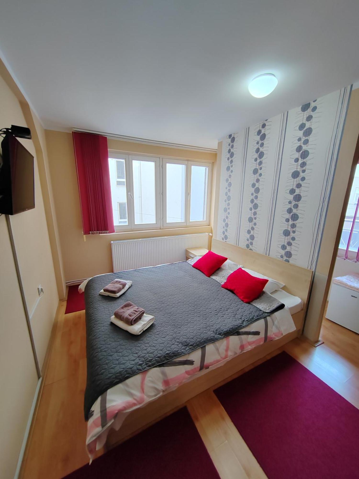 Bed And Breakfast Majesty Ni Exterior foto